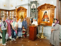 «Кому молиться в болезни»: семьи с особыми детьми посетили с экскурсией главный собор края