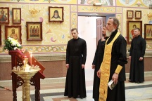 Прибытие архиепископа Хабаровского и Приамурского Игнатия из архипастырской командировки на Северный Кавказ. 2 июля 2011г.