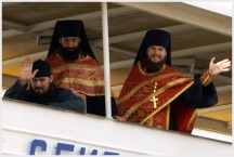Начало юбилейного крестного хода в г. Хабаровске (17 мая 2008 года)