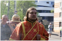 Начало юбилейного крестного хода в г. Хабаровске (17 мая 2008 года)
